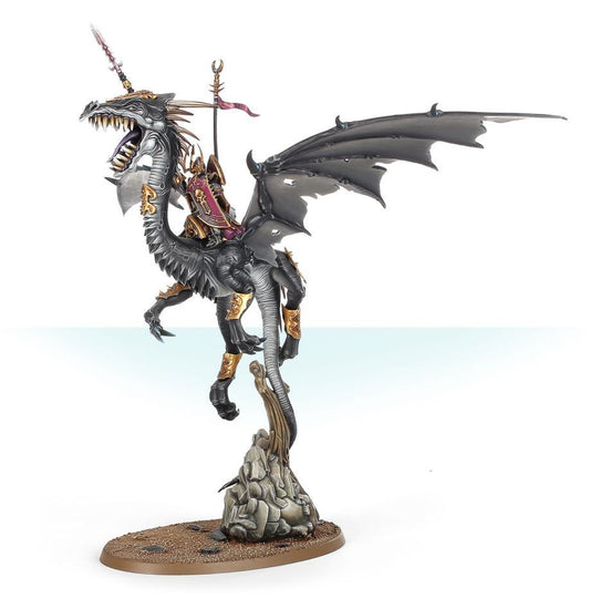 Príncipe Oscuro en Dragón Negro / Hechicera en Dragón Negro